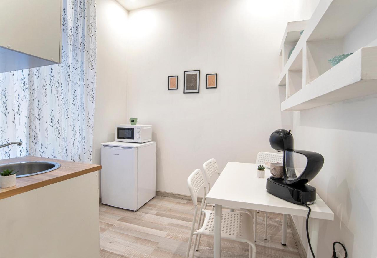 Bilyana'S 1 Bedroom Central Apartment Szófia Kültér fotó